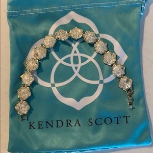 Kendra Scott grace link bracelet in cracked glass